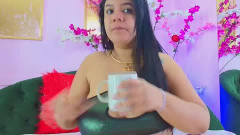 ALMENDRAEVANS online show from 11.22.25