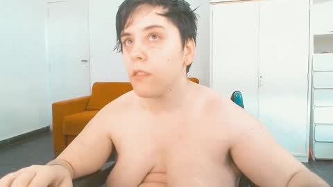 Almond online show from 02.09.25