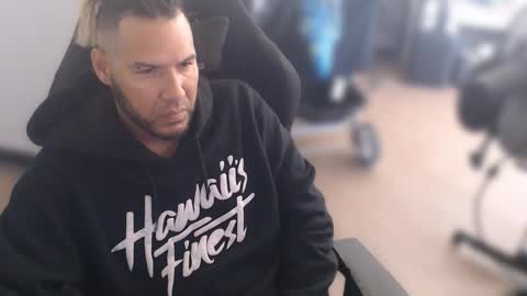 simplyfaded online show from 02.23.25