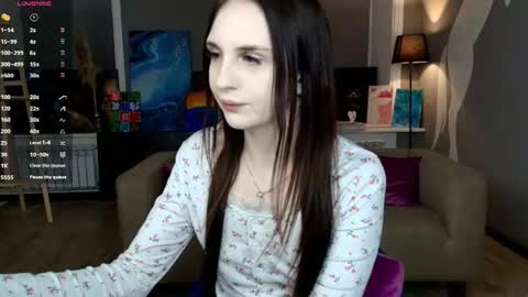 Snapshot of alonareinicke chatting on 07.10.26 Alona online show from 07.10.26