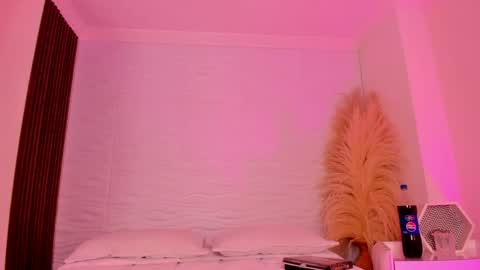 ALONDRA CUTE online show from 04.17.26