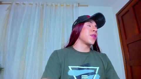 Snapshot of alonehazel chatting on 12.13.24 Hazel Bowie online show from 12.13.24