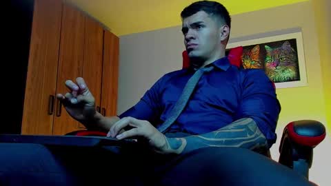 alpha_dominus_ online show from 09.10.25