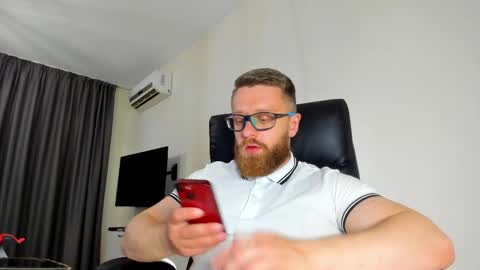 Alphaalexxx Lets reach Me 100 thumbs up online show from 05.25.26