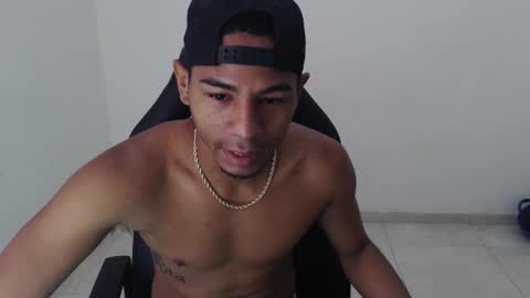 alphas_latins online show from 04.11.26