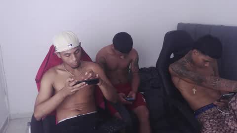alphas_latins online show from 05.30.26