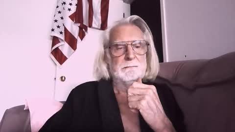 AlphaUniform online show from 03.05.26