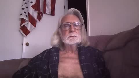 AlphaUniform online show from 03.20.26