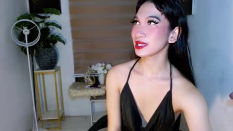 Snapshot of althea_fox chatting on 11.22.25 althea online show from 11.22.25