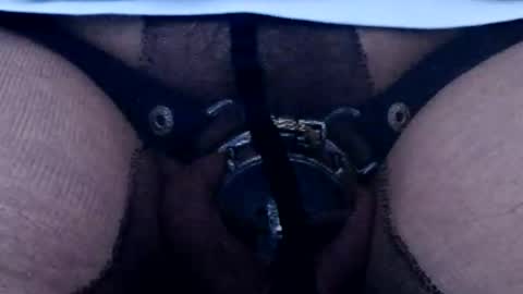 Snapshot of always_horny_789 chatting on 10.16.25 always_horny_789 online show from 10.16.25