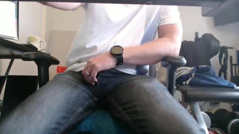 alwaysupforit12 online show from 10.21.25