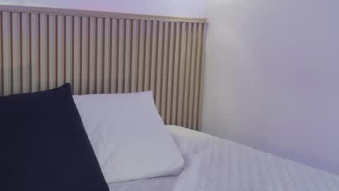 aly_leee online show from 04.01.26