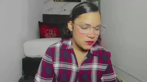 aly_n_sebas online show from 10.04.25