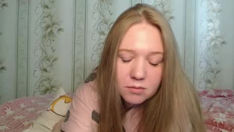 Snapshot of alya764770 chatting on 04.30.26 alya764770 online show from 04.30.26
