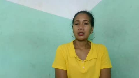 Snapshot of alyahtah chatting on 06.21.26 alyahtah online show from 06.21.26