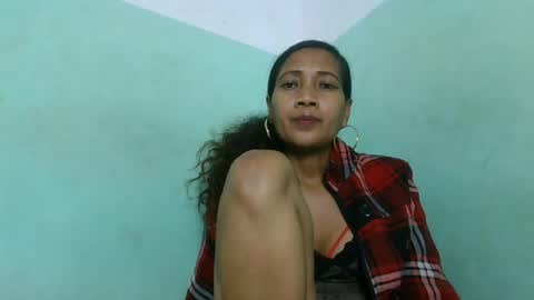Snapshot of alyahtah chatting on 06.23.26 alyahtah online show from 06.23.26