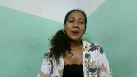 Snapshot of alyahtah chatting on 06.29.26 alyahtah online show from 06.29.26