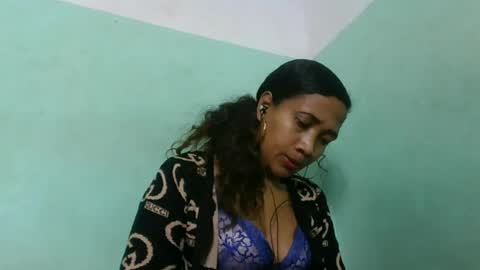 Snapshot of alyahtah chatting on 07.10.26 alyahtah online show from 07.10.26