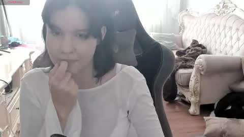 alyaska_yang online show from 06.25.26