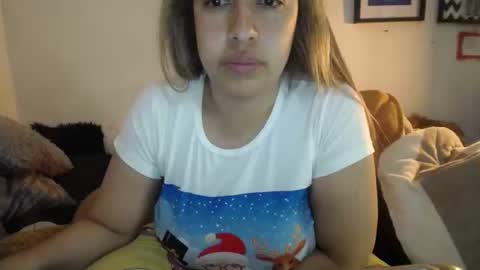 Snapshot of alynfoxx chatting on 12.10.24 Alyn Maria online show from 12.10.24