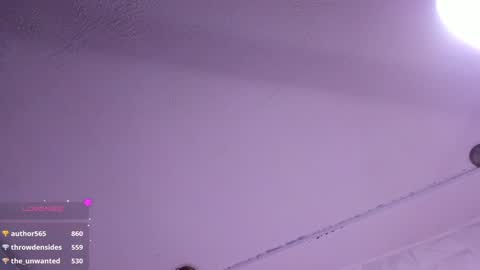 Snapshot of alys_molly chatting on 02.06.25 sopie online show from 02.06.25