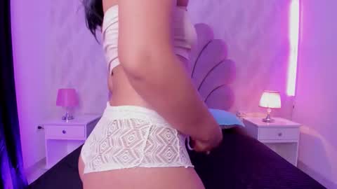 Snapshot of alysonshy chatting on 03.10.26 Aly Shy online show from 03.10.26