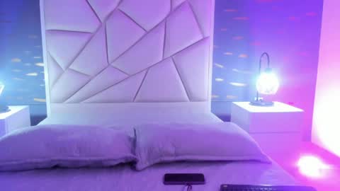 Snapshot of alysonshy chatting on 03.25.26 Aly Shy online show from 03.25.26