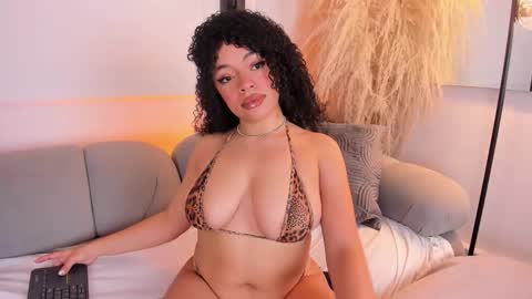 Snapshot of alyssa_houston chatting on 03.24.26 Alyssa Ig lw eve online show from 03.24.26