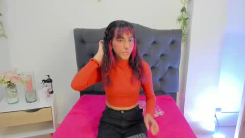Snapshot of alyssa_joness chatting on 03.05.25 alyssa_joness online show from 03.05.25