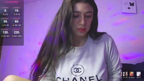 Snapshot of alythia chatting on 06.10.26 alythia online show from 06.10.26