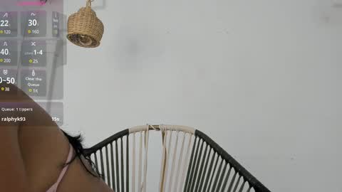 Snapshot of amaia_baez chatting on 12.02.24 AMAIA online show from 12.02.24