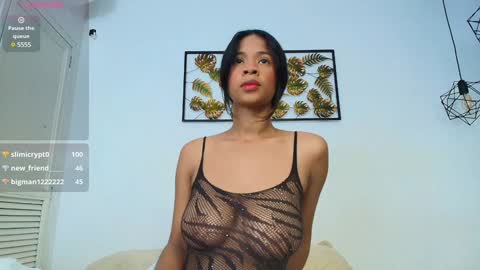 Snapshot of amaia_baez chatting on 01.30.25 AMAIA online show from 01.30.25