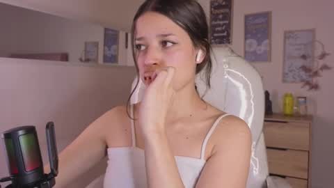 B I A N C A online show from 10.21.25