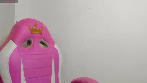 Amaia Mendoza online show from 12.21.24