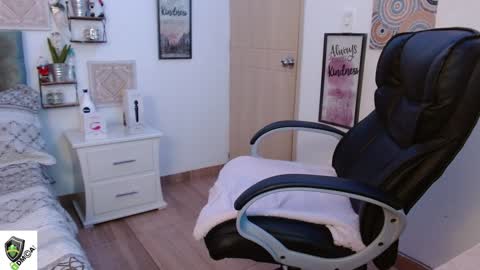 AMALIA online show from 12.11.24