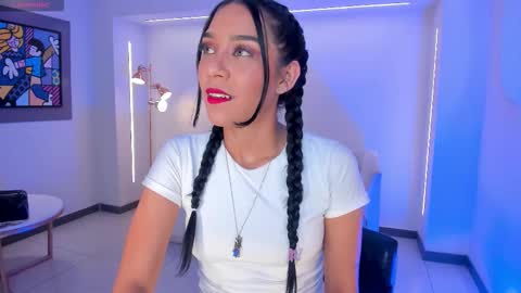 Amalia cruss online show from 09.28.25