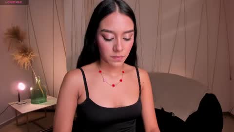 Snapshot of amalia_cruss chatting on 06.23.26 Amalia cruss online show from 06.23.26