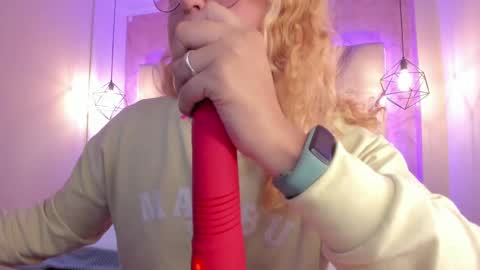 Amalia Im Back See you soon this January 7 at 10 pm Colombia time online show from 02.24.25