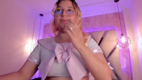 Amalia Im Back See you soon this January 7 at 10 pm Colombia time online show from 03.05.25