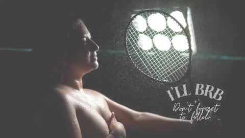 Amalia Im Back See you soon this January 7 at 10 pm Colombia time online show from 10.19.25