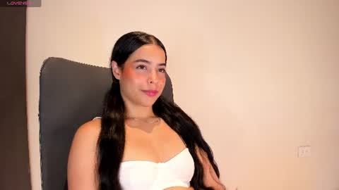 Snapshot of amaliaandrade chatting on 06.25.26 Amalia real MIA online show from 06.25.26