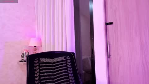 Luisa online show from 12.24.24