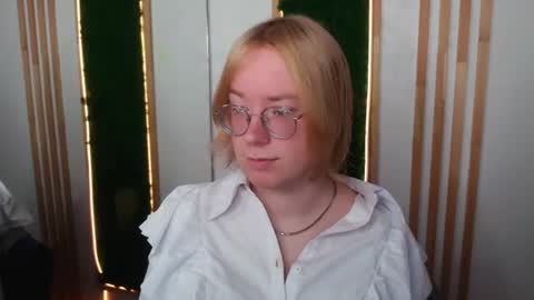 Snapshot of amanda_butlerr chatting on 07.03.26 Hi im Amanda online show from 07.03.26