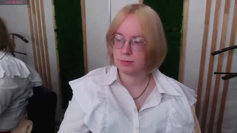 Snapshot of amanda_butlerr chatting on 07.10.26 Hi im Amanda online show from 07.10.26