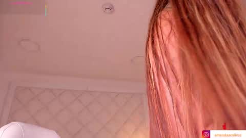 Snapshot of amanda_colin chatting on 11.03.25 Amanda online show from 11.03.25