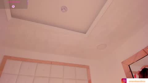 Snapshot of amanda_colin chatting on 11.21.25 Amanda online show from 11.21.25