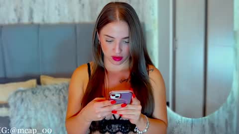 Snapshot of amanda_woods_ chatting on 12.15.24 Amanda online show from 12.15.24