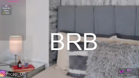 Snapshot of amanda_woods_ chatting on 11.19.25 Amanda online show from 11.19.25