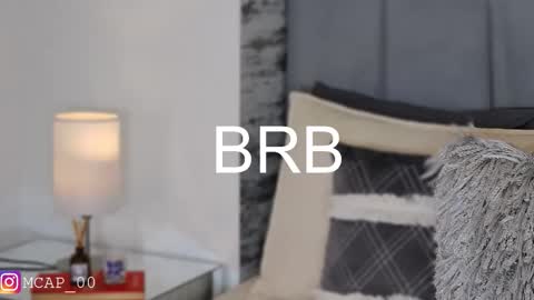 Snapshot of amanda_woods_ chatting on 12.22.25 Amanda online show from 12.22.25