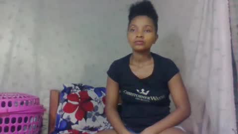 amandaaa25 online show from 10.04.25